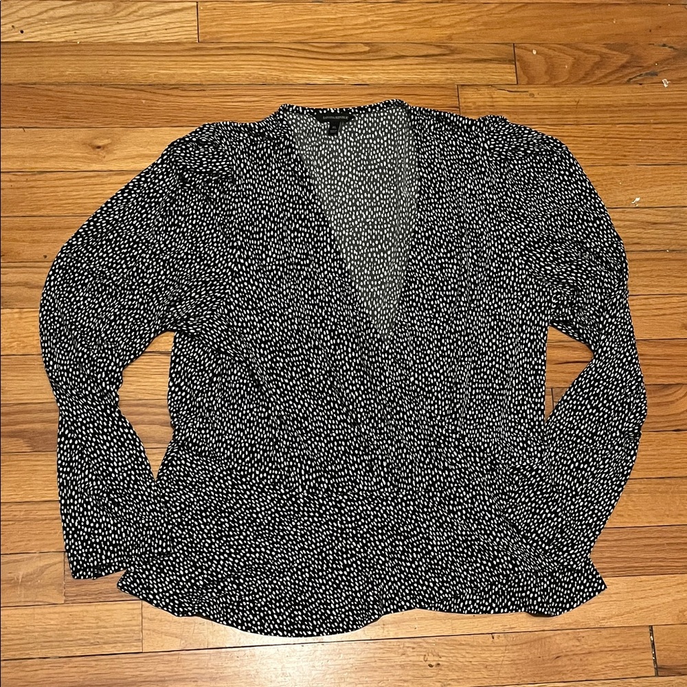 Banana Republic Black and White Blouse